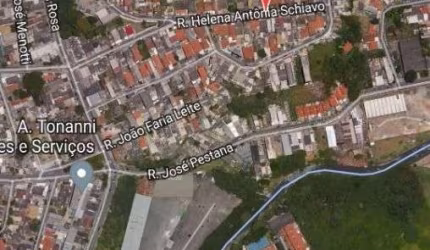 Terreno à venda, 220m² com ótima localização por Jardim Maria Rosa - Taboão da Serra