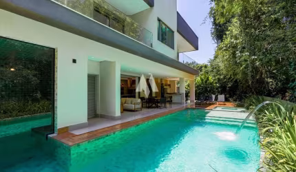 Casa Alto Padrão em Riveira de São Lourenço