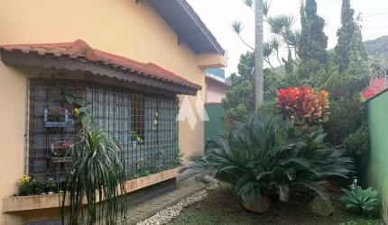 Casa à venda no bairro Jardim Independência - São Vicente/SP