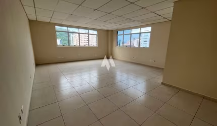 Sala comercial para locação com 50m2, na Vila Mathias, em Santos