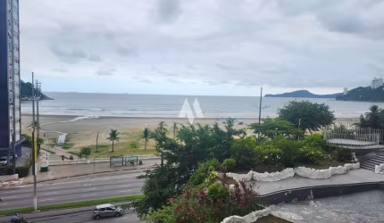 Viva a Vida de Frente para o Mar: Apartamento com Vista Incrível e Localização Privilegiada