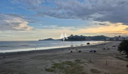 Apartamento com Vista para o Mar na Praia do José Menino