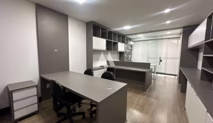 Visibilidade e Conforto: Sua Nova Sala Comercial no Centro de Santos, no Edifício Wave