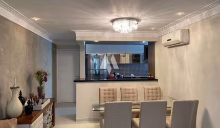 Apartamento é venda na Ponta da Praia em Santos
