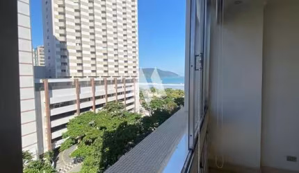Apto à venda de 4 dorms - R$ 1.490.000,00- Todo reformado- Boqueirão-Santos