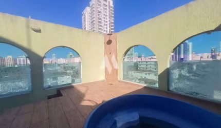 Apartamento cobertura á venda em Santos