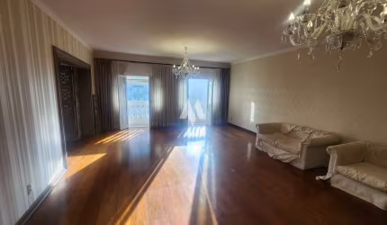 Apartamento em Boqueirão,4 dormitorios,1 suíte , 2 vagas, 2 quadras da praia Santos/SP