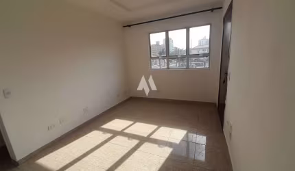 Apartamento 2 Dormitórios à Venda em Avenida Principal - 75m² com Suíte e Garagem