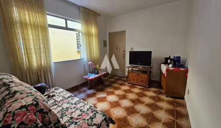Apartamento 02 quartos 2 quadras da praia no coração do Embaré!