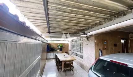 Sobrado com 3 dormitórios à venda em Santos