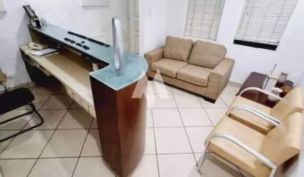 Casa Sobrado para aluguel no bairro VILA NOVA