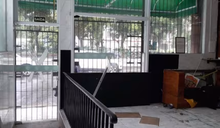 Loja  comercial ideal para restaurante na Av. Bernardino de Campos!