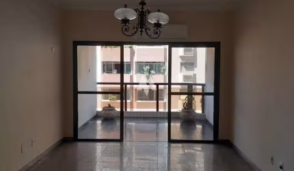 Apartamento Alto Padrão - 03 Quartos com suíte master - Ponta da Praia