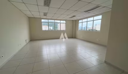 Sala comercial para locação com 50m2, na Vila Mathias, em Santos