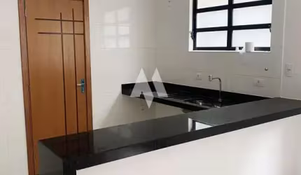 Casa Sobreposta Baixa 3 quartos e suítes, 2 vagas - Embaré / Santos