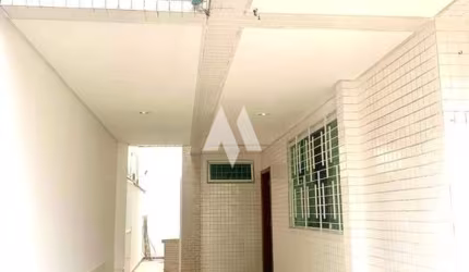 Casa  sobrado  á venda no Embaré em Santos