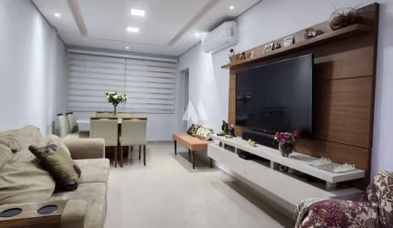 Apartamento 2 dormitórios com dependência completa e garagem fechada- Itararé
