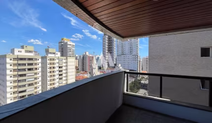 Apartamento para venda 3 quartos, varanda e 2 vagas na Pompéia - Santos/SP