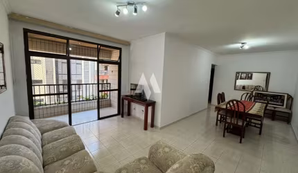 Apartamento 3 dormitórios com 2 vagas demarcadas em Gonzaga, Santos/SP