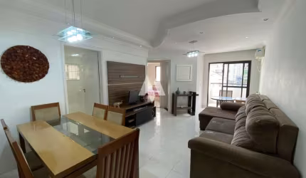 Apartamento 2 dormitórios, com vaga e lazer no prédio.Quadra da praia do Itararé, São Vicente/SP