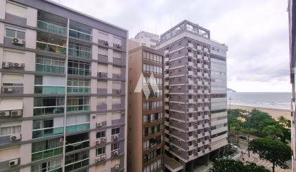 Apartamento Padrão de 2 dormitórios com vista mar