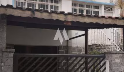 Casa para alugar no bairro Embaré/Santos