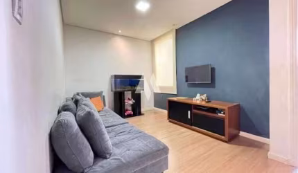 Casa com 4 Quartos e 3 banheiros 2 vagas à Venda, 264 m² por R$ 1.500.000