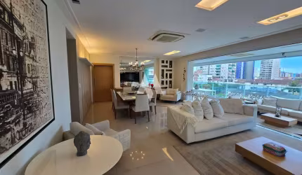 Espetacular! 277 m², 4 Suítes, 4 Vagas, Varanda Gourmet e Lazer na Cobertura!