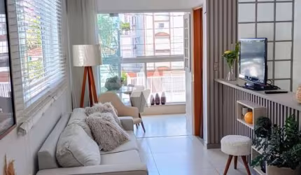 Casa à venda com 2 dormitórios e 1 suite - Embaré / Santos