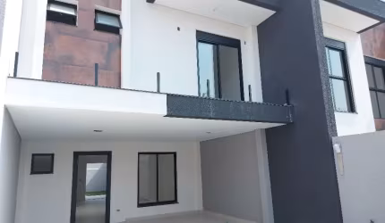 Sobrado estilo moderno, frente para a rua, 3 suítes, 1 vaga coberta