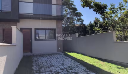 Casa em condomínio fechado com 2 quartos à venda na Avenida Red Park, 729, São João do Rio Vermelho, Florianópolis por R$ 674.100