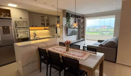 Apartamento com 3 quartos à venda na Rua Justino Adalberto Leal, 1, Centro, Biguaçu por R$ 750.000