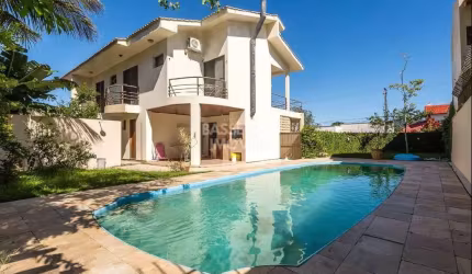 Casa com 5 quartos à venda na Rua Itapeva, 12, Itacorubi, Florianópolis por R$ 3.200.000