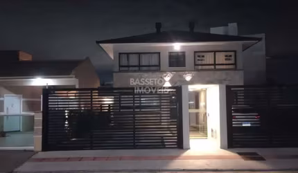 Apartamento com 3 quartos à venda na Rua Leonado Weiss, 181, Praia de Fora, Palhoça por R$ 560.000