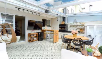 Casa em condomínio fechado com 3 quartos à venda na Rua Sílvio Zanatta, Santo Inácio, Curitiba, 205 m2 por R$ 950.000