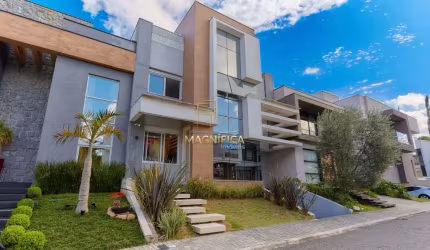 Casa em condomínio fechado com 4 quartos à venda na Rua Maria Luiza Bazzani Natal, 381, Uberaba, Curitiba, 500 m2 por R$ 2.950.000
