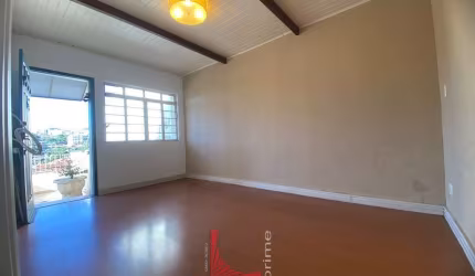 Casa, Jardim São José, Bragança Paulista-SP.