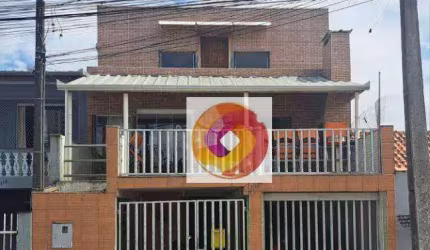Sobrado à venda, 220 m² por R$ 700.000,00 - Campo Comprido - Curitiba/PR