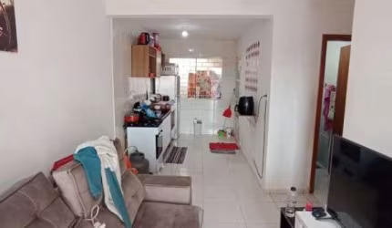Casa com 2 Quartos à venda, 55 m  - Estados - Fazenda Rio Grande PR