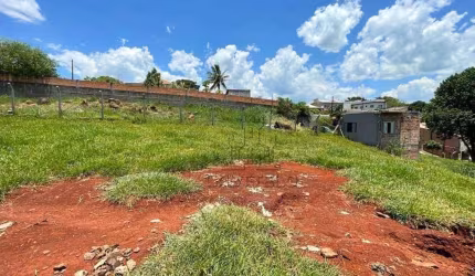 Terreno à venda, 700 m² por R$ 75.000,00 - Jatobá - Londrina/PR