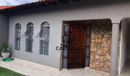Sobrado à venda, 290 m² por R$ 960.000 - Jardim Tarumã - Londrina/PR