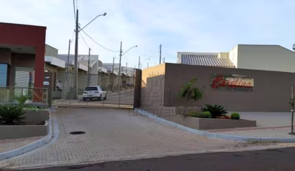 Casa com 2 dormitórios à venda, 74 m² por R$ 345.000,00 - Centro - Cambé/PR