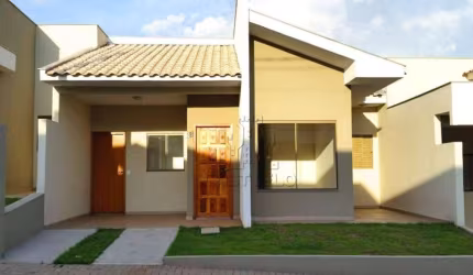 Casa com 2 dormitórios à venda, 74 m² por R$ 345.000,00 - Centro - Cambé/PR