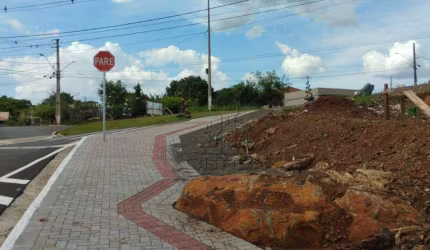 Terreno à venda, 653 m² por R$ 260.000,00 - Conjunto Residencial Lourenco Bacarin - Ibiporã/PR