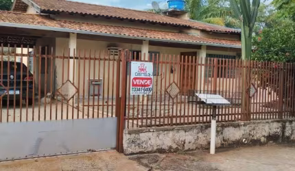 Casa com 3 dormitórios à venda, 150 m² por R$ 550.000,00 - Jardim Esperança - Londrina/PR