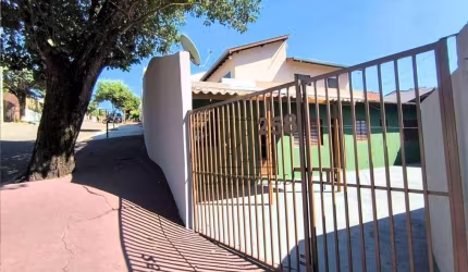 Casa para alugar, 70 m² por R$ 1.150/mês - Cafezal - Londrina/PR