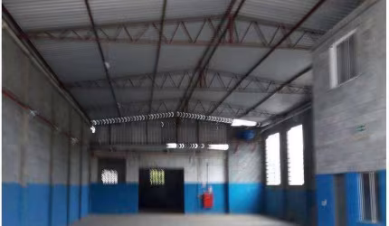 Galpão para alugar, 540 m² por R$ 10.029,17/mês - Parque São Pedro - Itaquaquecetuba/SP