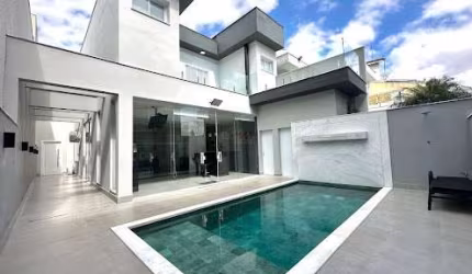 Casa com 4 dormitórios à venda, 315 m² por R$ 2.800.000,00 - Aruã - Mogi das Cruzes/SP