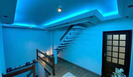 Sobrado com 3 dormitórios à venda, 456 m² por R$ 950.000 - Parque Flamengo