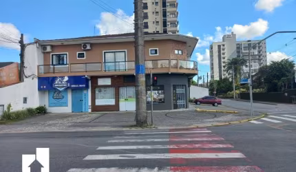 Prédio à venda no Anita Garibaldi, Joinville  por R$ 2.300.000